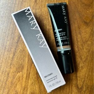 CC Cream foundation-Very Deep